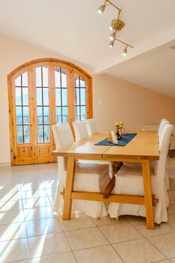 Georgina'S Meteora Loft Apartment Kalampáka Buitenkant foto